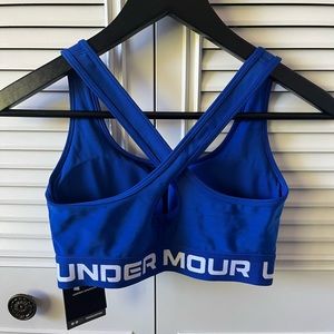 Brand New Under Armour Sports Bra Size Small